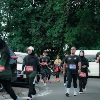 Runner Photo 3898894