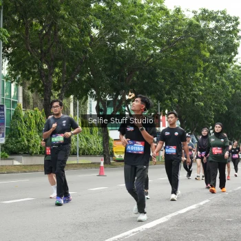 Runner Photo 3898912
