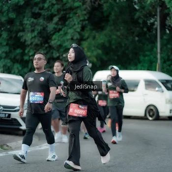 Runner Photo 3898918