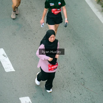 Runner Photo 3898965