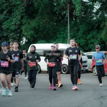 Runner Photo 3898972
