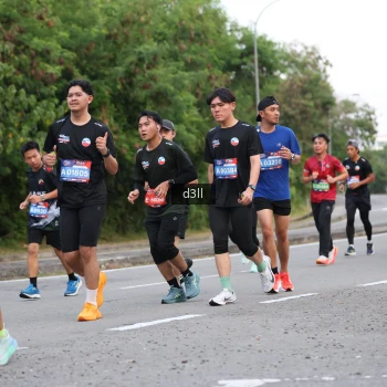 Runner Photo 3898975