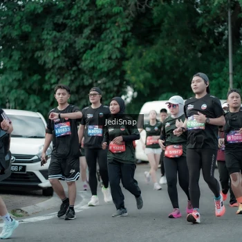 Runner Photo 3898994
