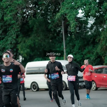 Runner Photo 3899171