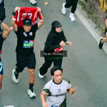 Runner Photo 3899372