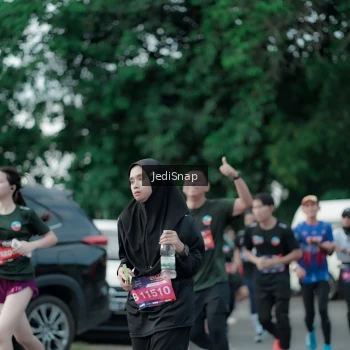 Runner Photo 3899486