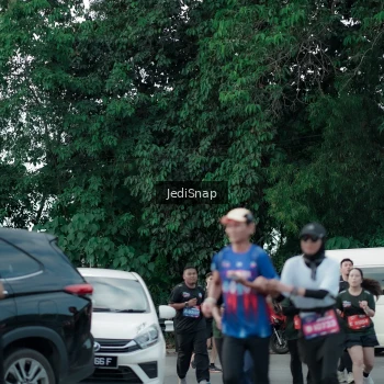 Runner Photo 3899577