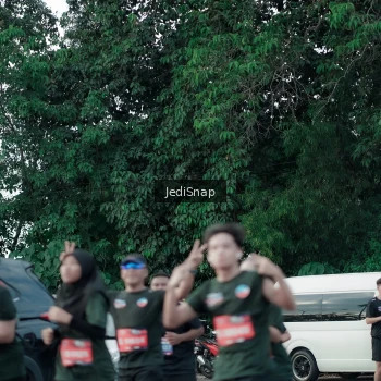 Runner Photo 3899680