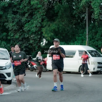 Runner Photo 3899823