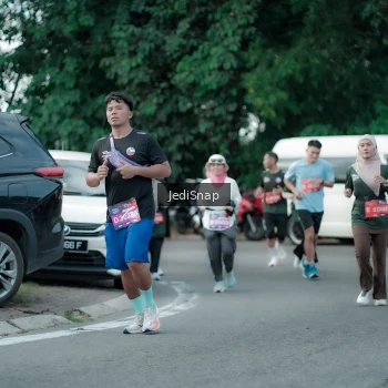 Runner Photo 3899886