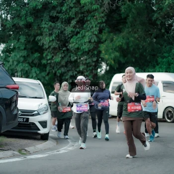 Runner Photo 3899905