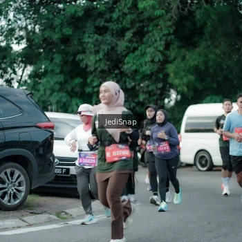 Runner Photo 3899956