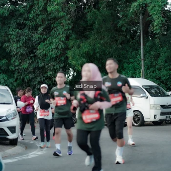 Runner Photo 3900028
