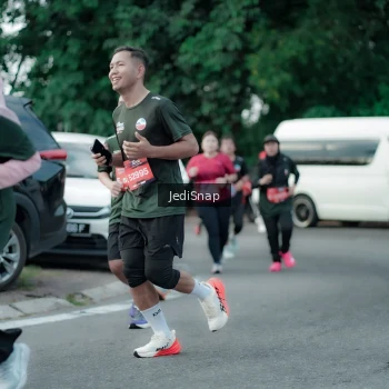 Runner Photo 3900049