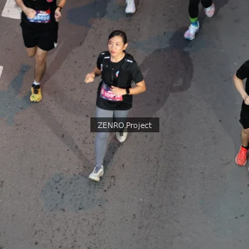 Runner Photo 3900051