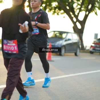 Runner Photo 3900066