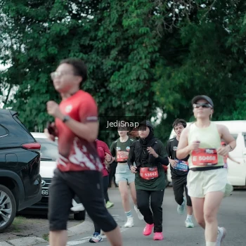 Runner Photo 3900098