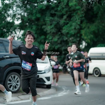 Runner Photo 3900162