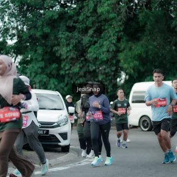 Runner Photo 3900193