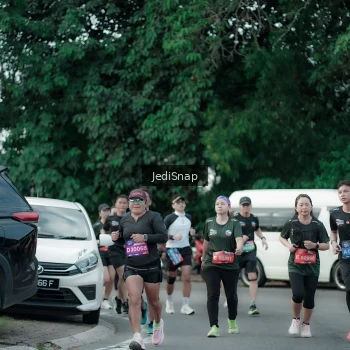 Runner Photo 3900250