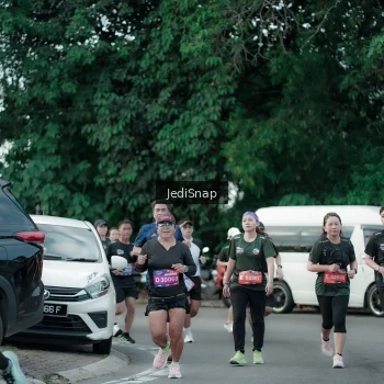 Runner Photo 3900251