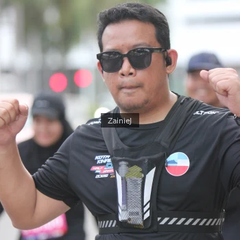 Runner Photo 3900280