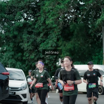 Runner Photo 3900299