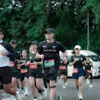Runner Photo 3900324