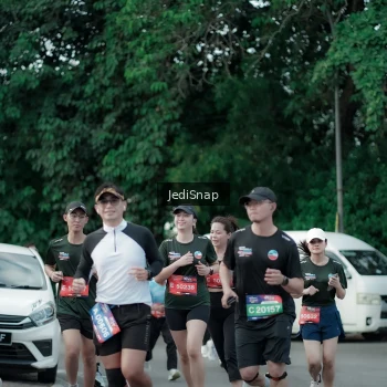 Runner Photo 3900337