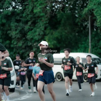 Runner Photo 3900364