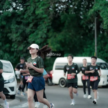 Runner Photo 3900369