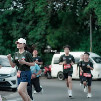 Runner Photo 3900382
