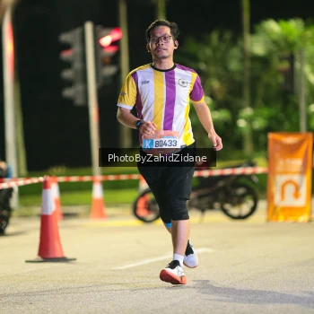 Runner Photo 3900396