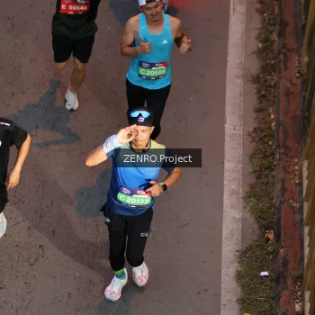 Runner Photo 3900403
