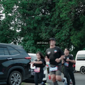 Runner Photo 3900410