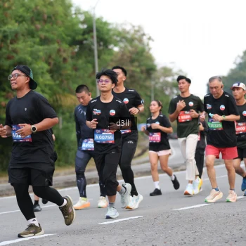 Runner Photo 3900495