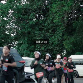 Runner Photo 3900503
