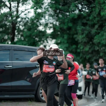 Runner Photo 3900637