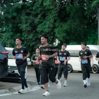 Runner Photo 3900664