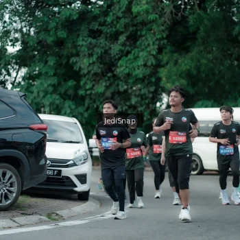Runner Photo 3900685