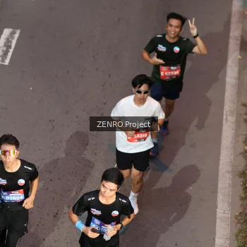 Runner Photo 3900771