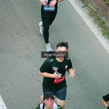 Runner Photo 3900876