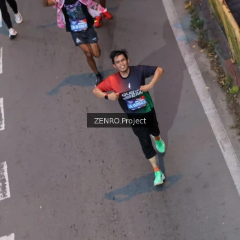 Runner Photo 3900910