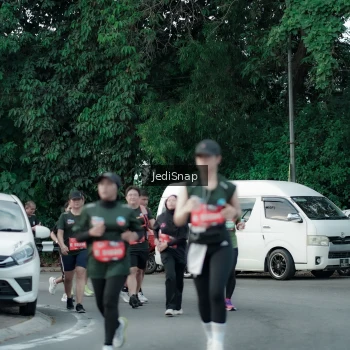 Runner Photo 3900972