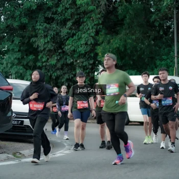 Runner Photo 3900997