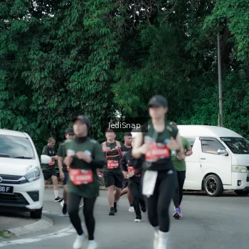 Runner Photo 3900998