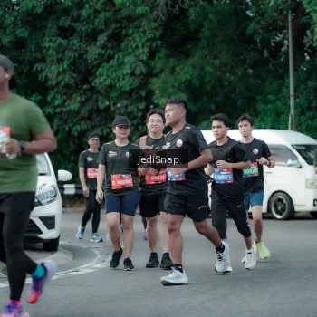 Runner Photo 3901059