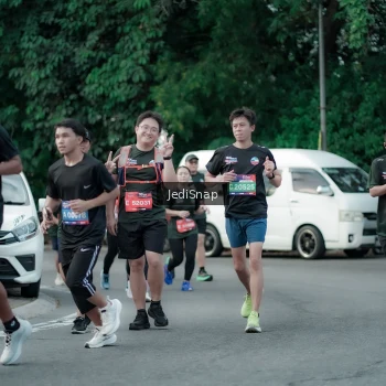 Runner Photo 3901071