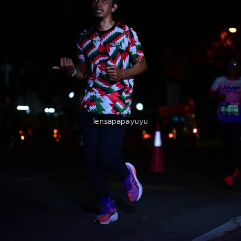 Runner Photo 3901184