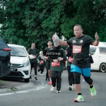 Runner Photo 3901276